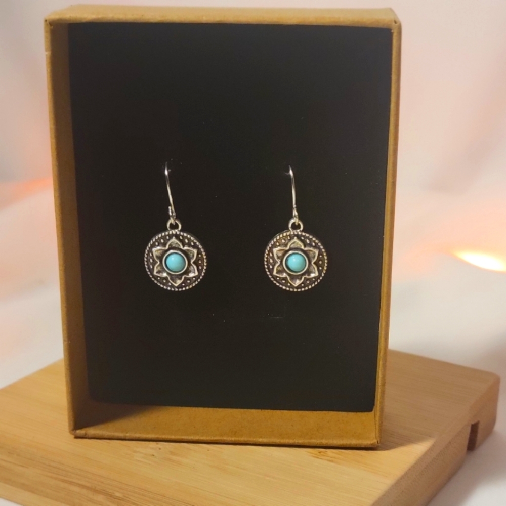 🍍 Stylish Earings